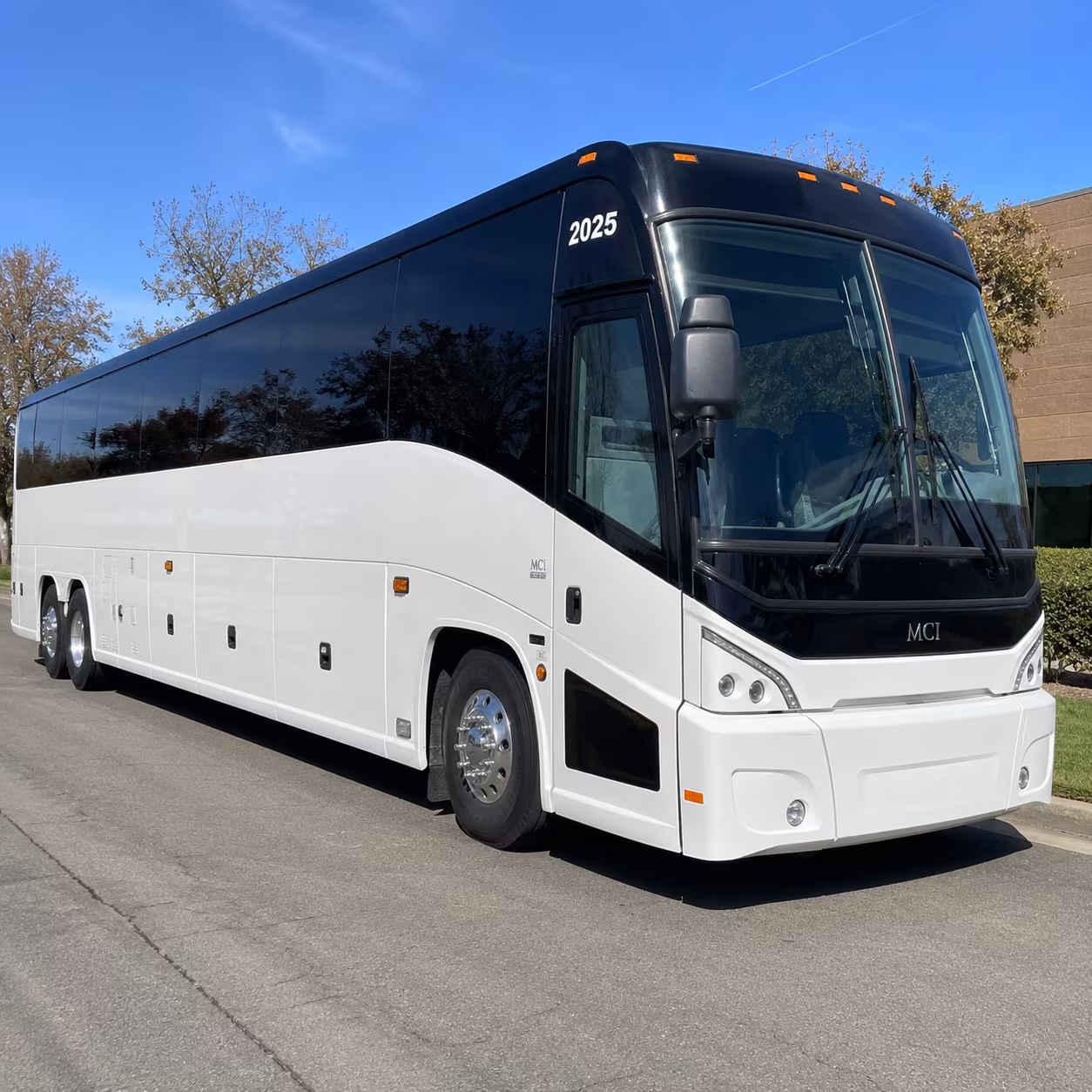 buses to pre prom dinners in historic downtown mckinney