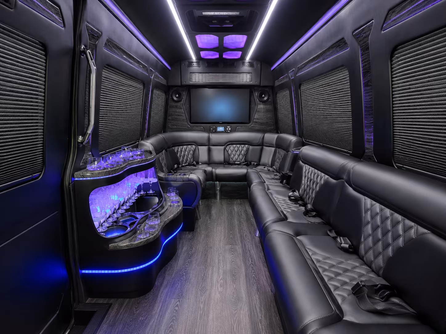 corporate airport transfer buses to dfw and love field