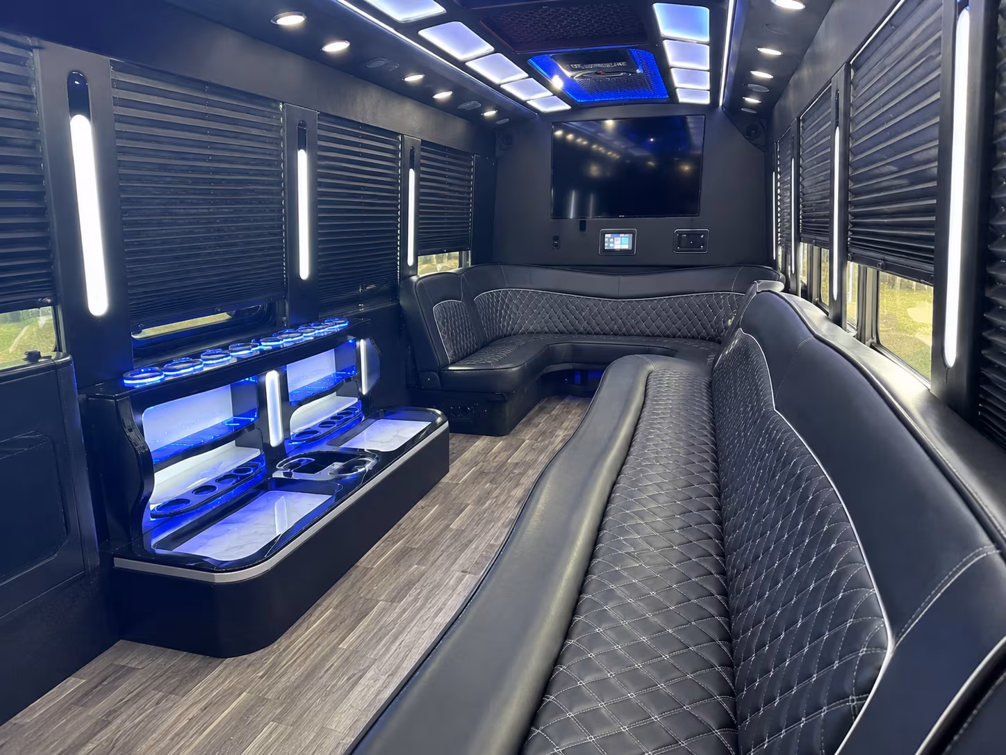 hutchins bbq mckinney dining scene party bus rental